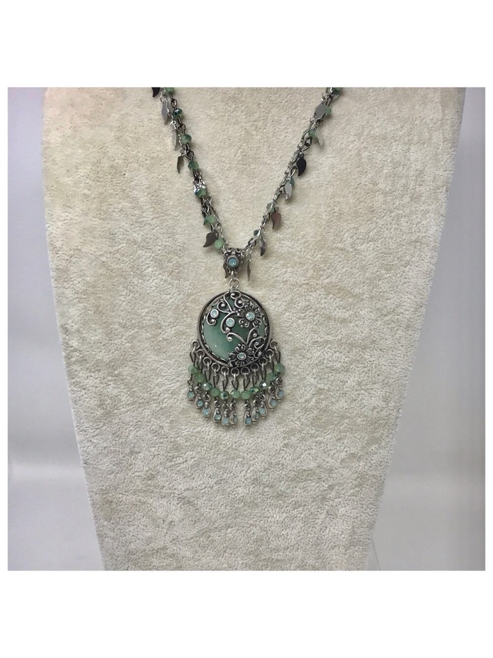 Sweet Romance Necklace Bohemian Floral Green Silver-Tone Floral Pendant